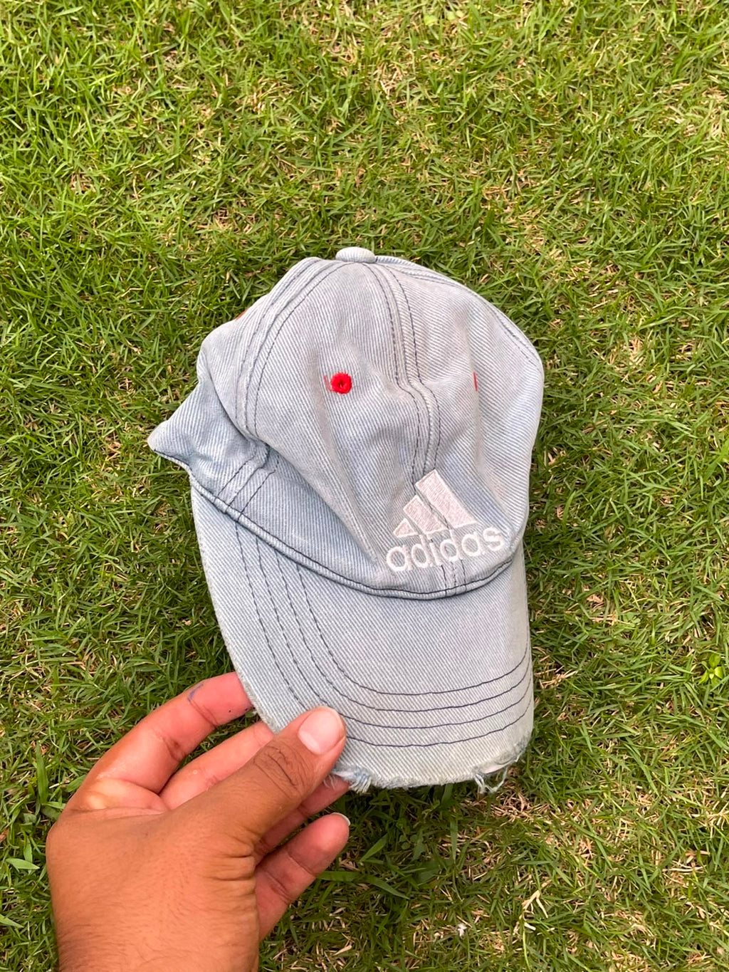 VTG adidas textured cap