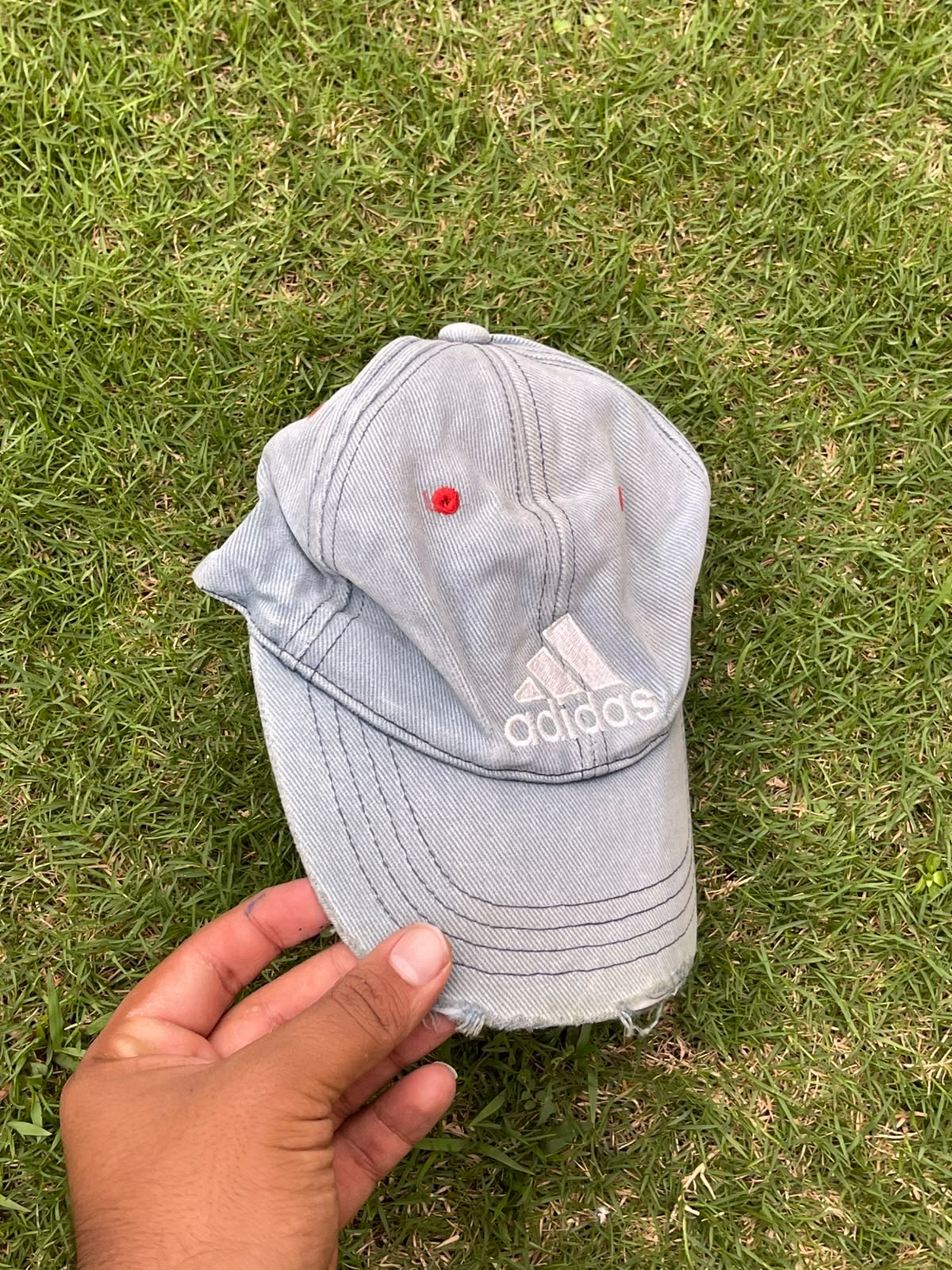 VTG adidas textured cap