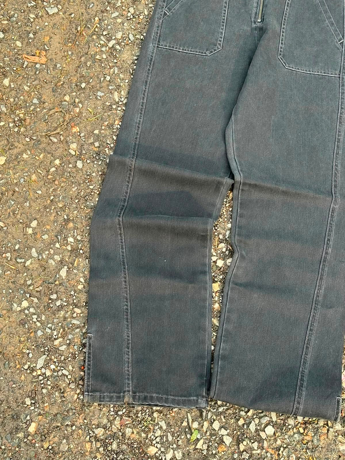 Vintage zipped baggy washed denim