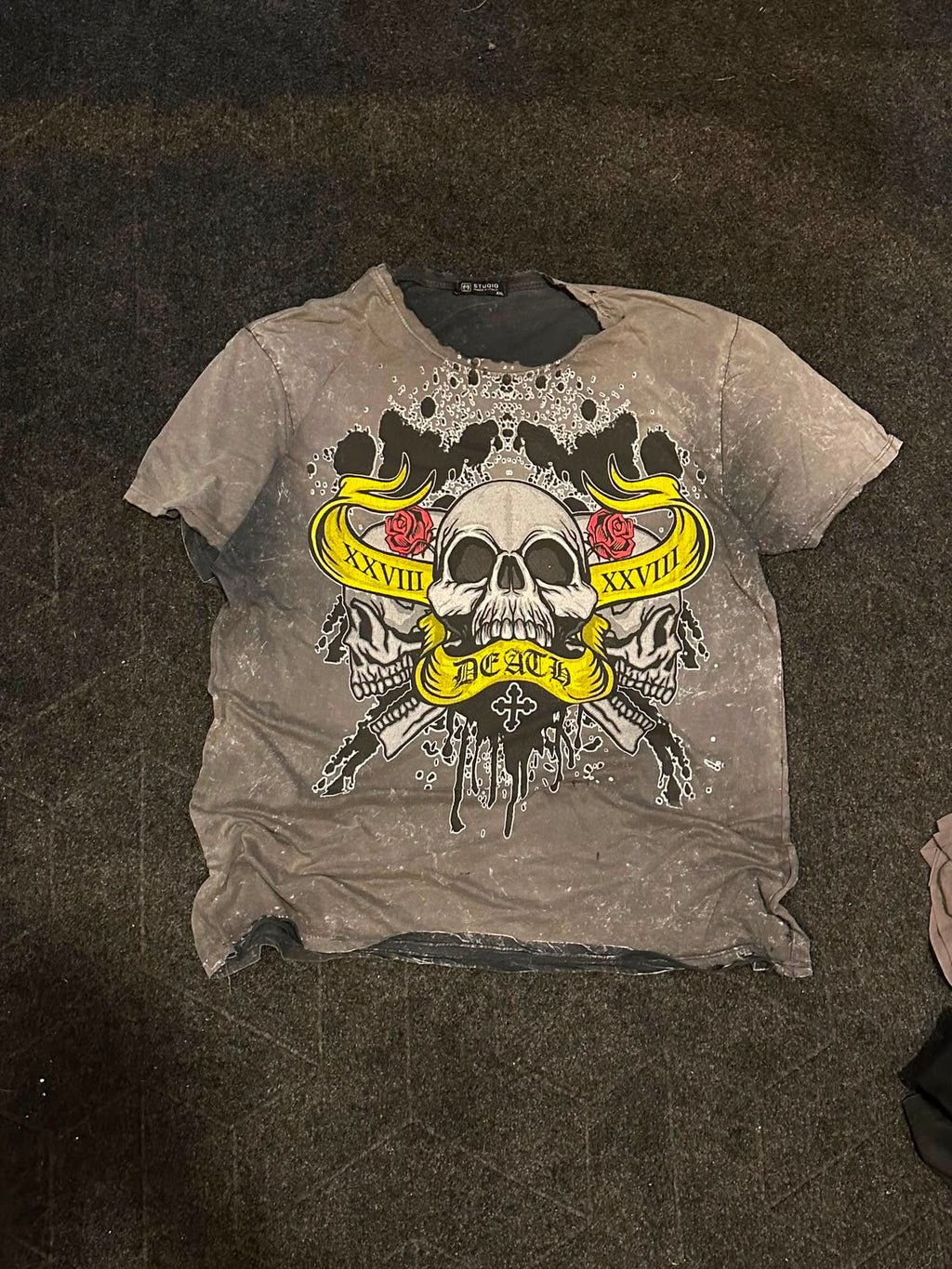 Y2k/ alt Skull Tee
