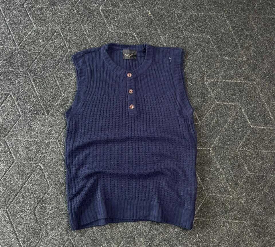 Round neck half-sleeve Henley