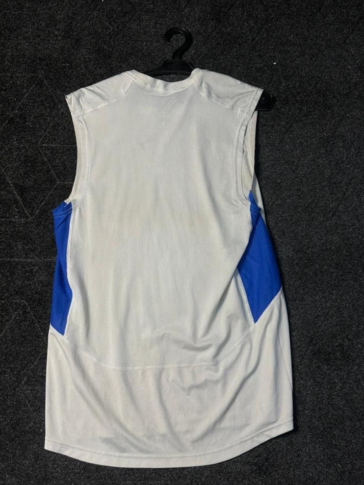 Nike Drift Sando
