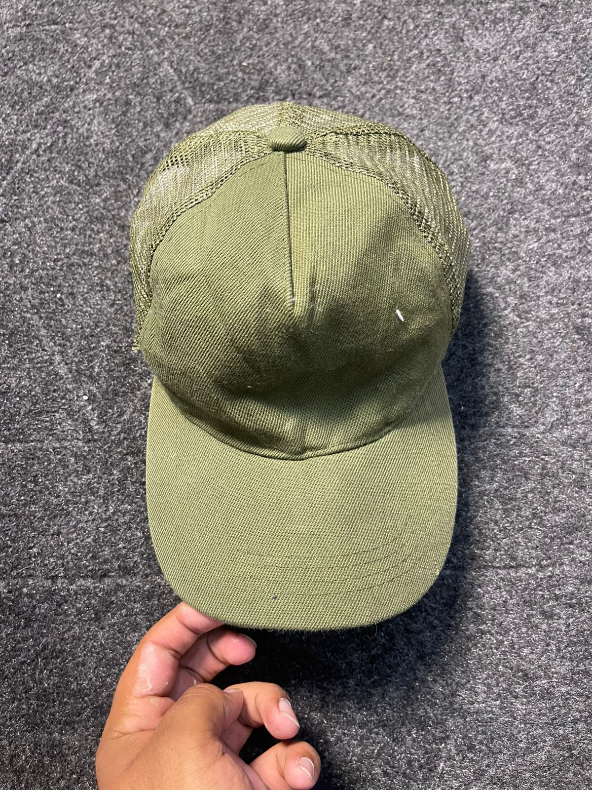 Basic Olive Green Cap