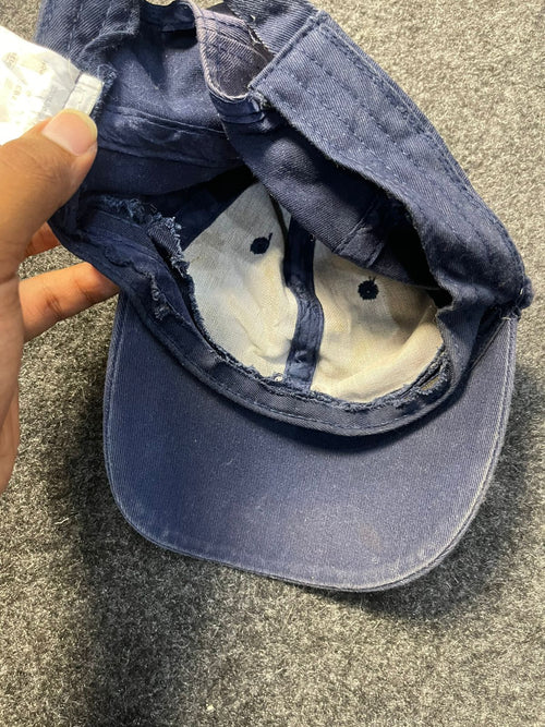 Basic vintage oldstyle cap