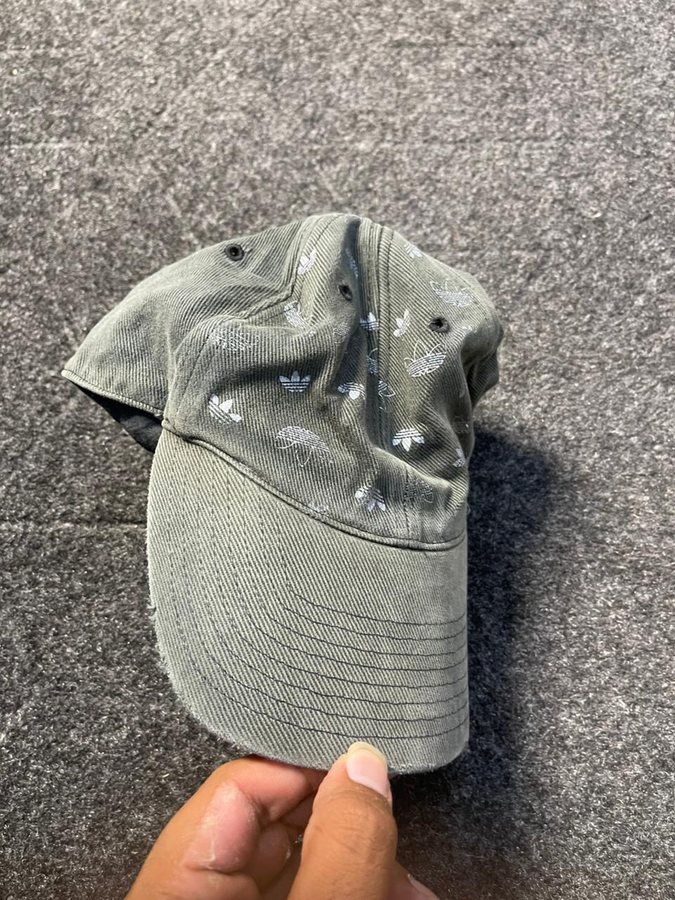 Vintage adidas washed cap