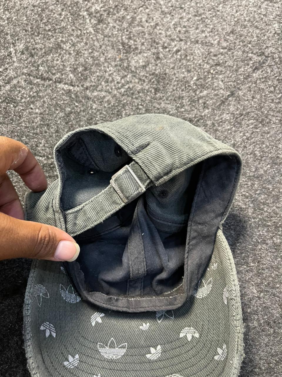 Vintage adidas washed cap