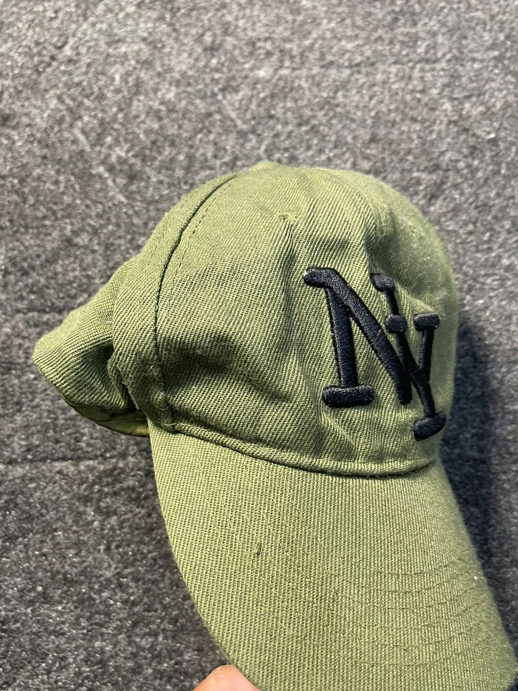 Vintage ny olive cap