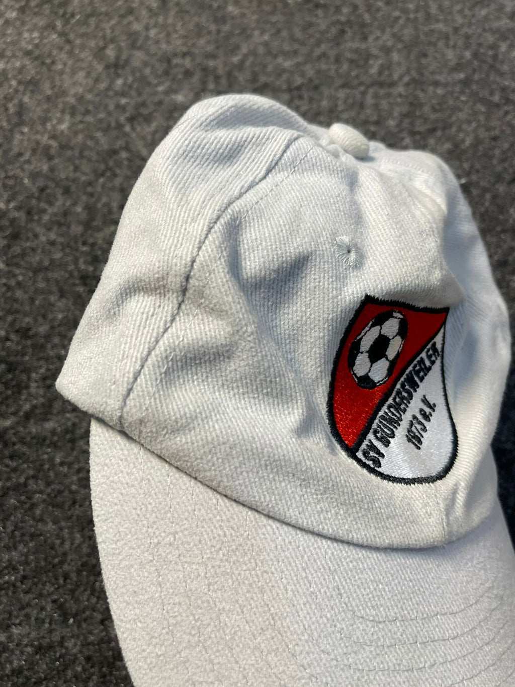 Vintage gundersweiler cap
