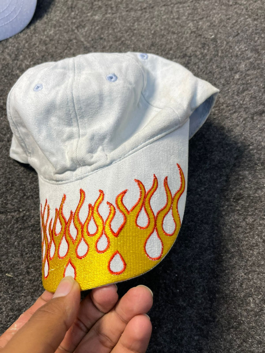 Flamming vintage embroided cap