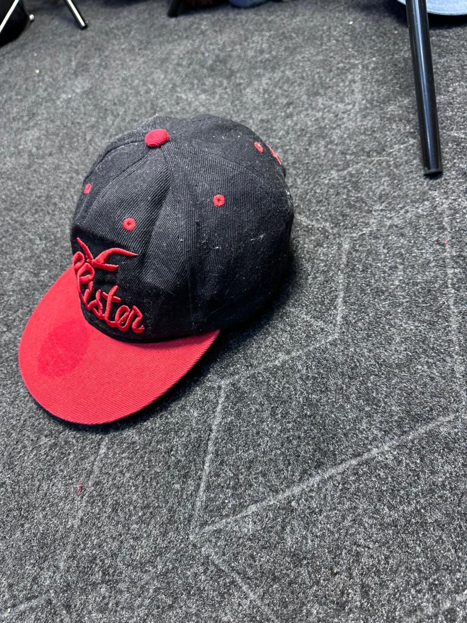 Hollister cap