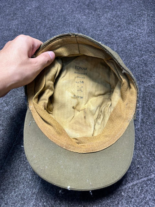 Basic cap