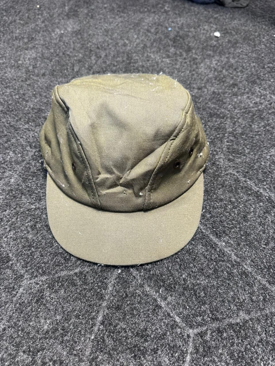 Basic cap