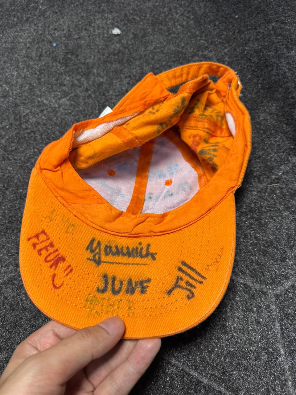 customised retro cap