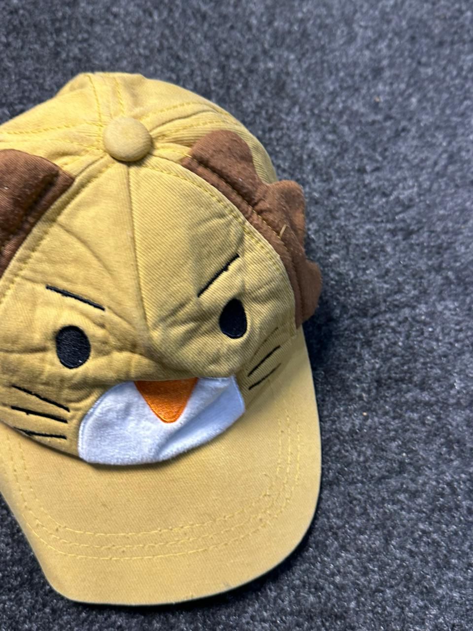 Lion cap