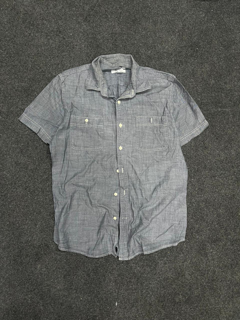 Vintage streetwear fitted button down