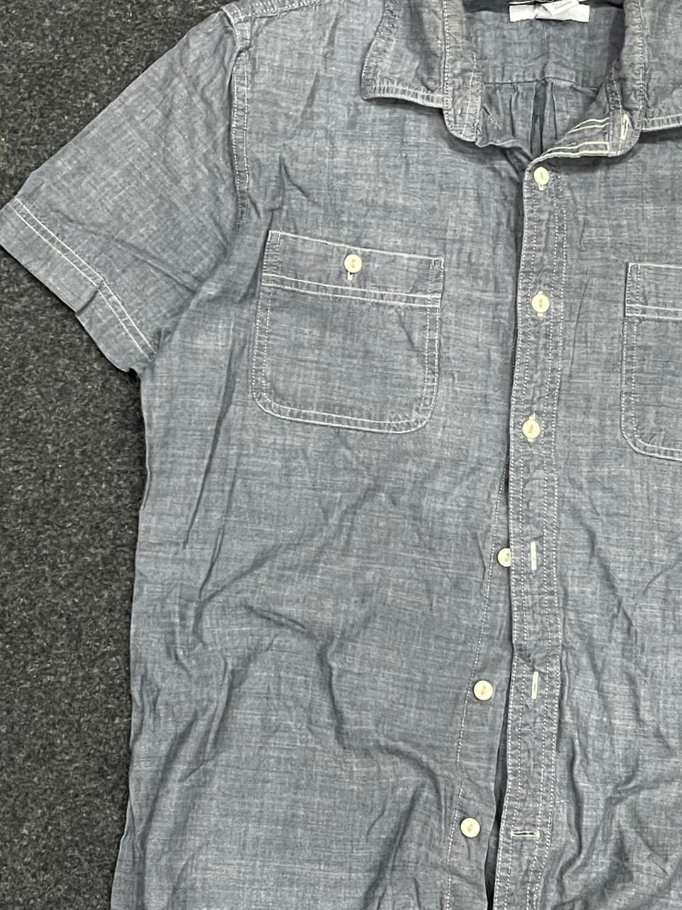 Vintage streetwear fitted button down