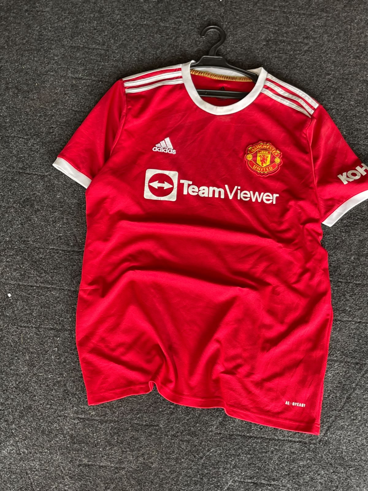 Vintage 2021 iconic manunited jersey