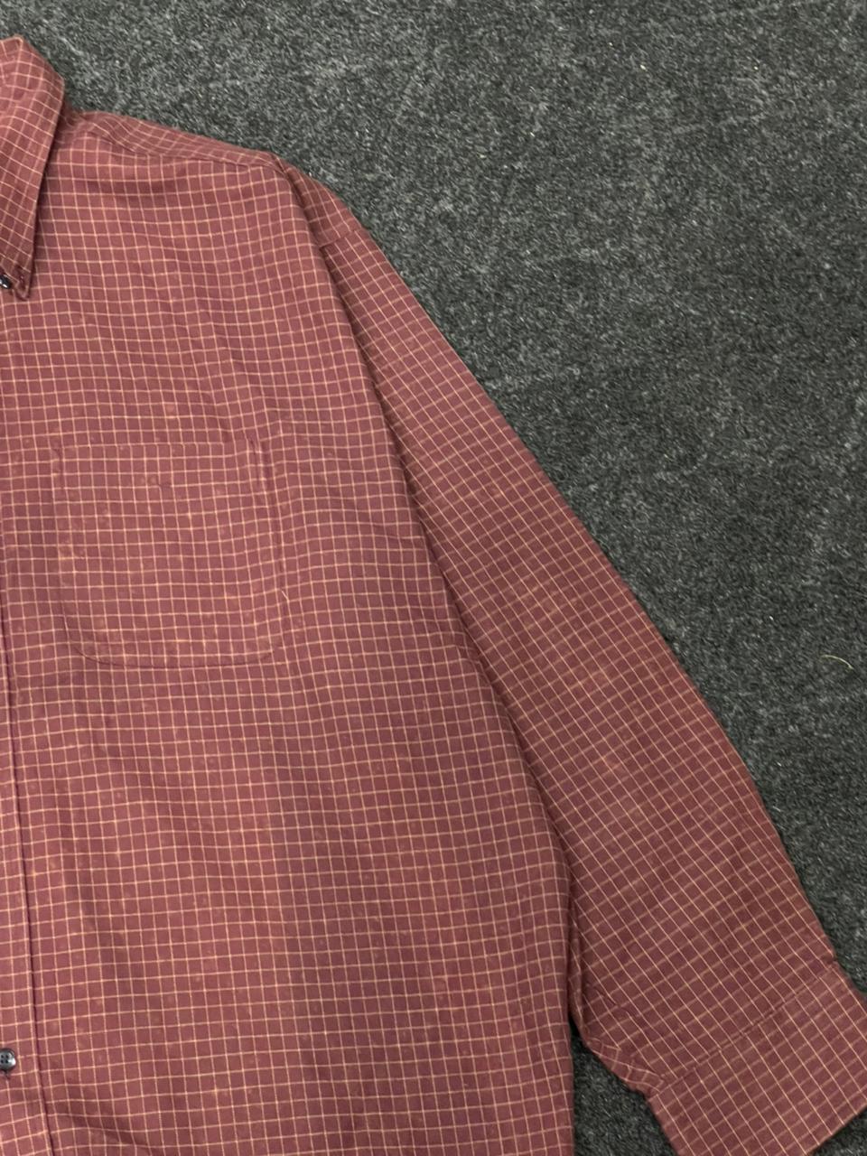 Van huesen vintage button down