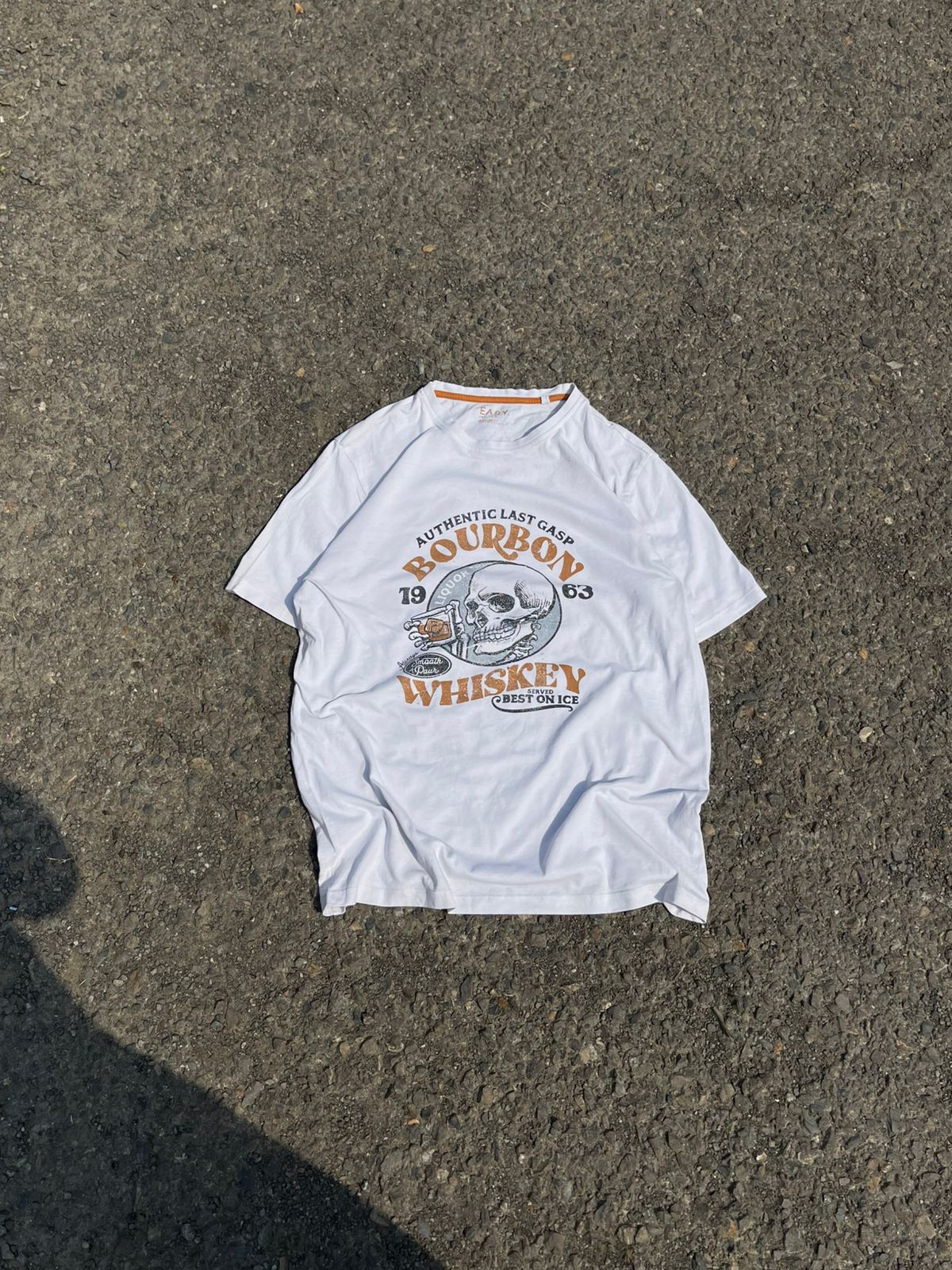 Vintage 90s bourdon whisket tee