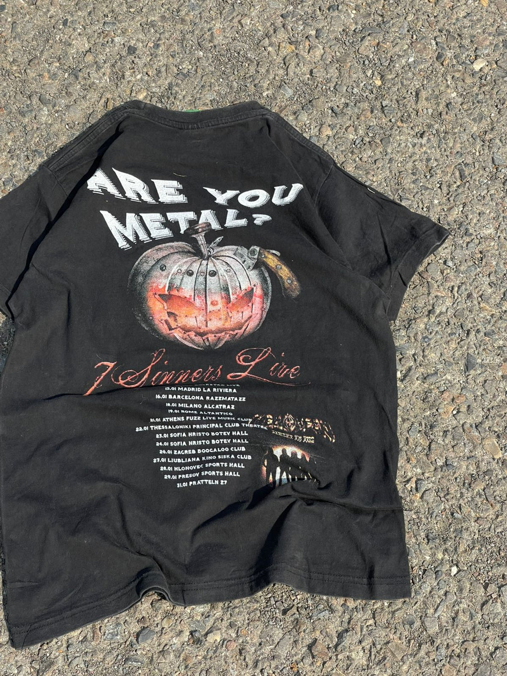 Helloween heavy metal early 2000s tee