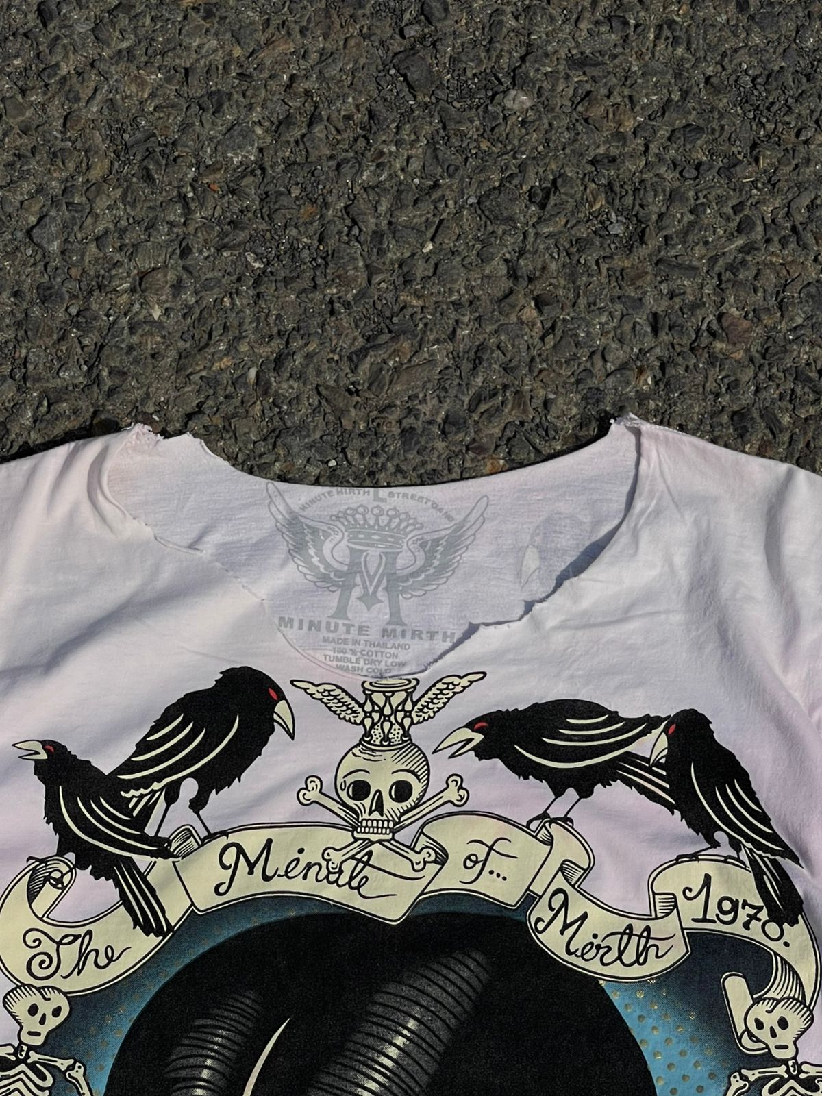 Extremely rare Minute Mirth y2k tee