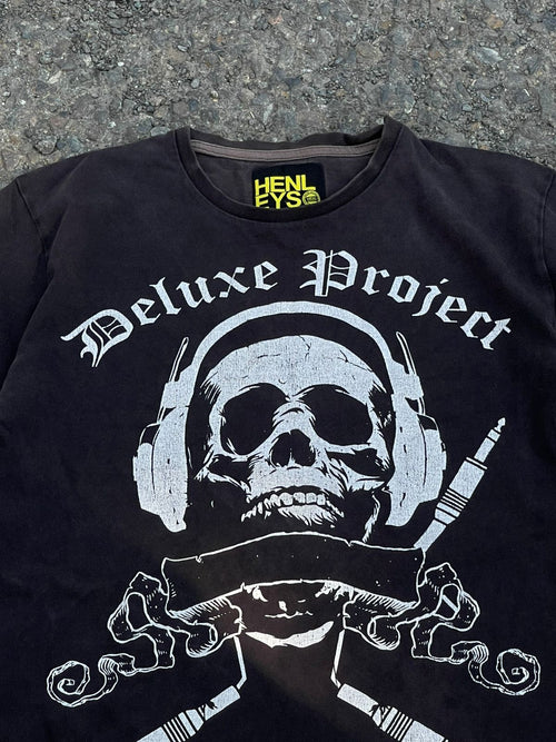 Deluxe project vintage mid 2000s tee