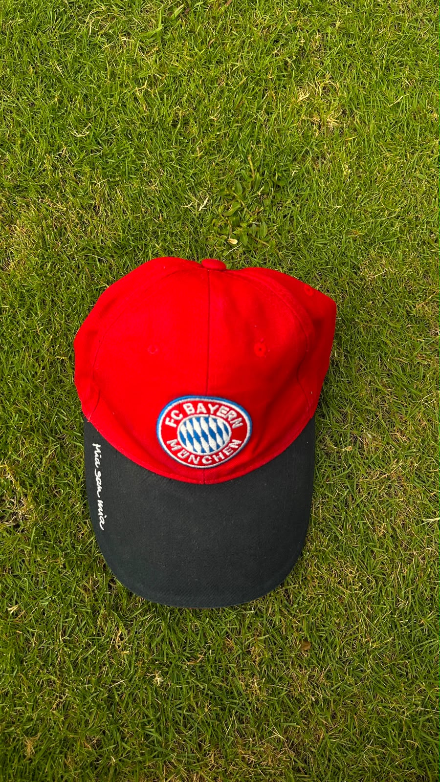 Fc bayren cap (so adorable)