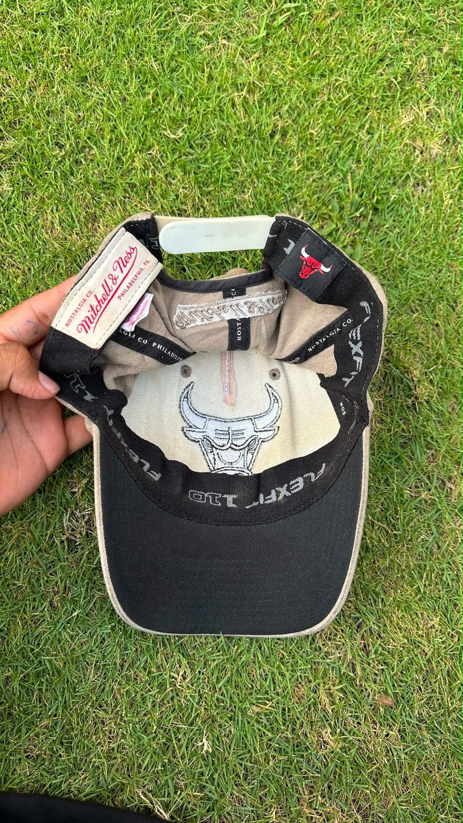 Mitchel and ness vintage suede cap