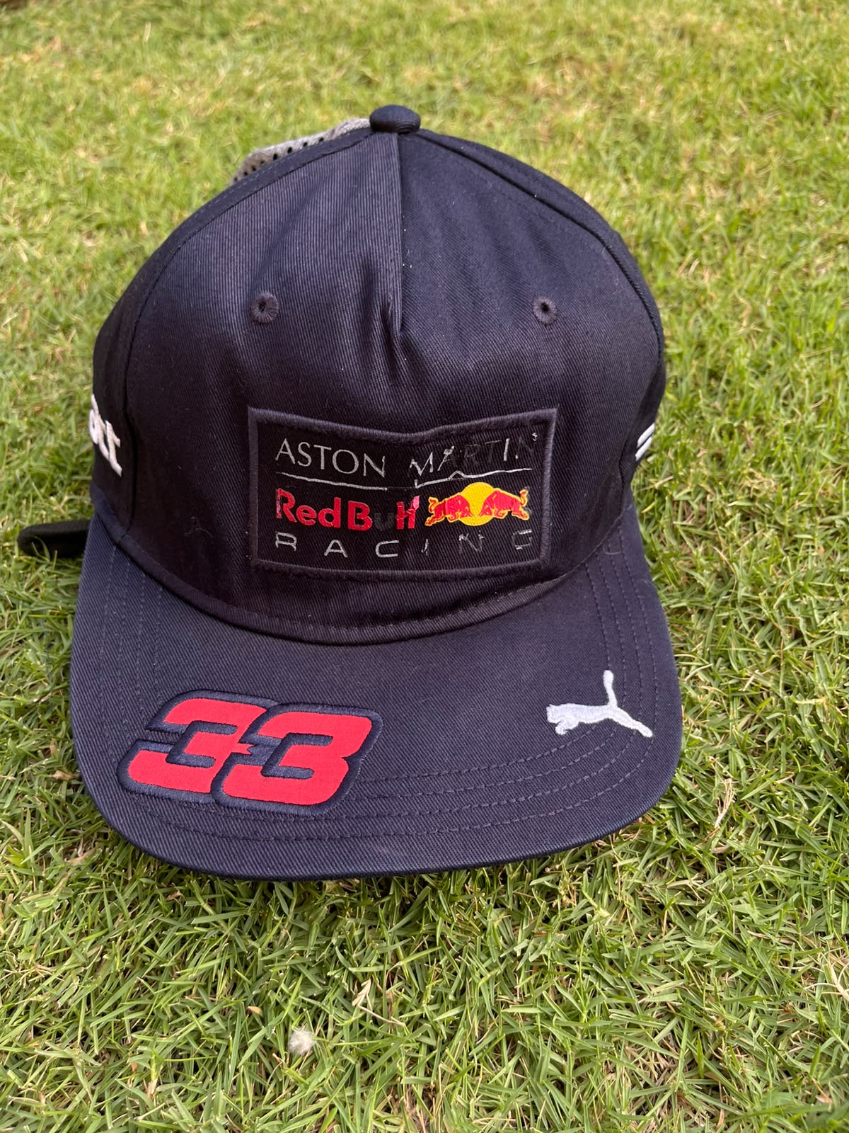 Astron martin redbull racing cap