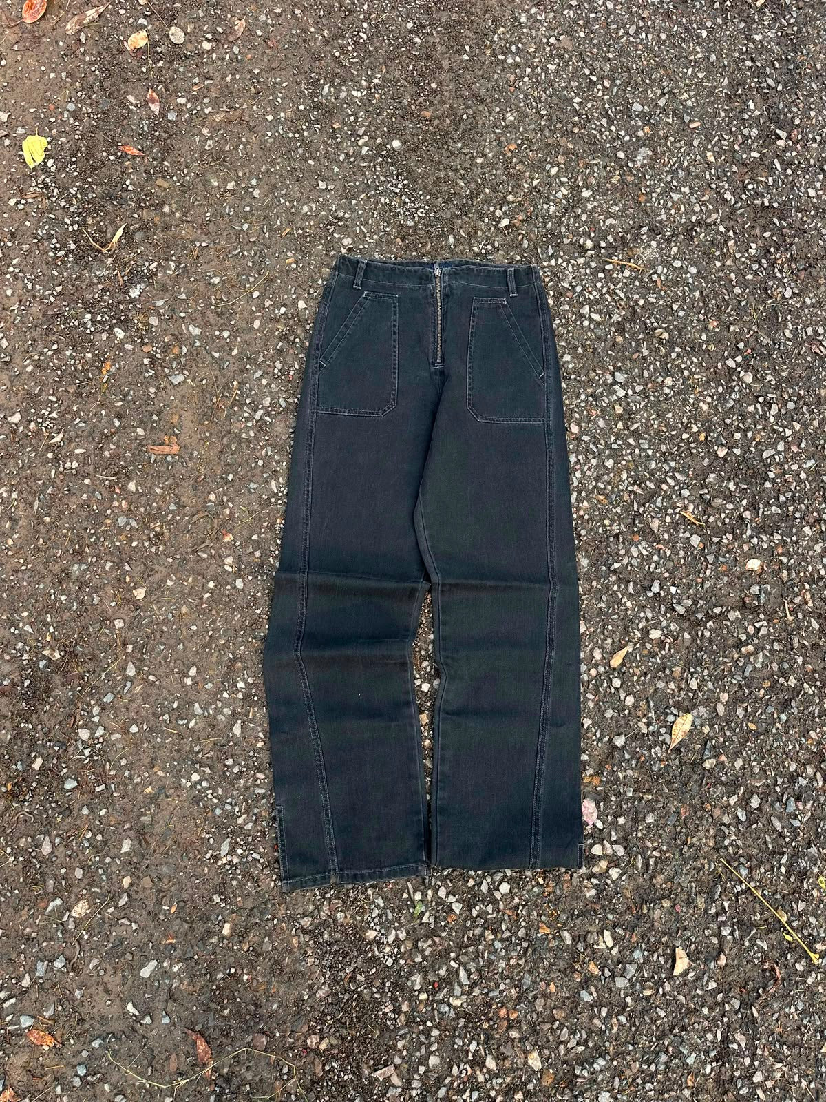 Vintage zipped baggy washed denim