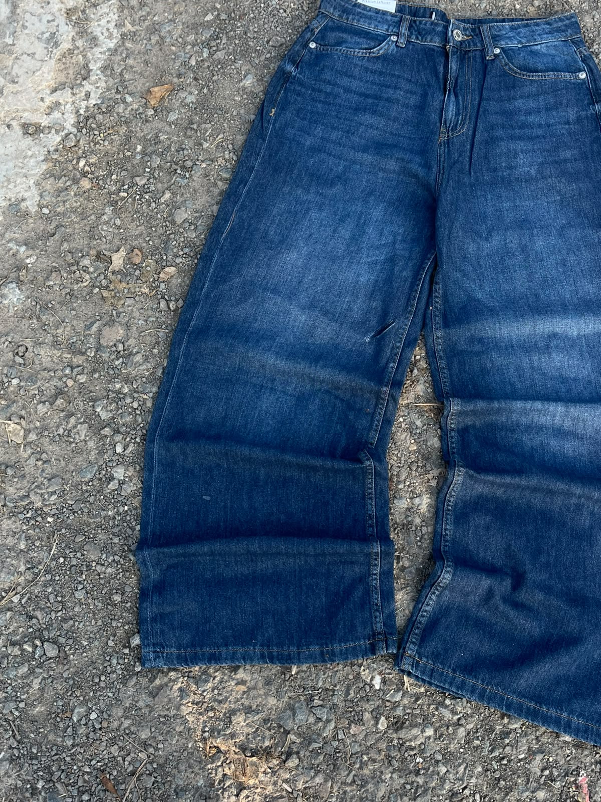 Vintage dark blue baggy denim