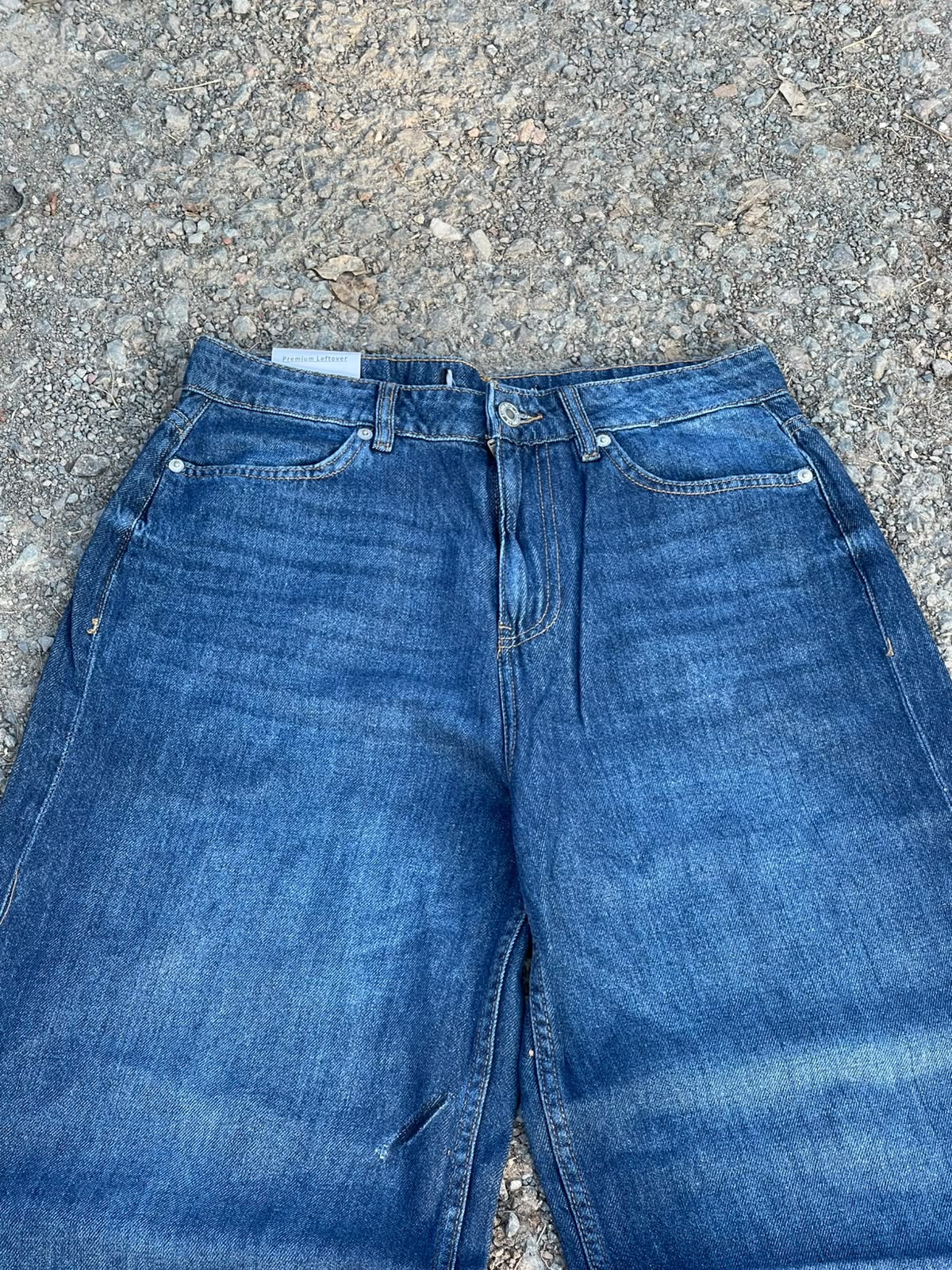 Vintage dark blue baggy denim