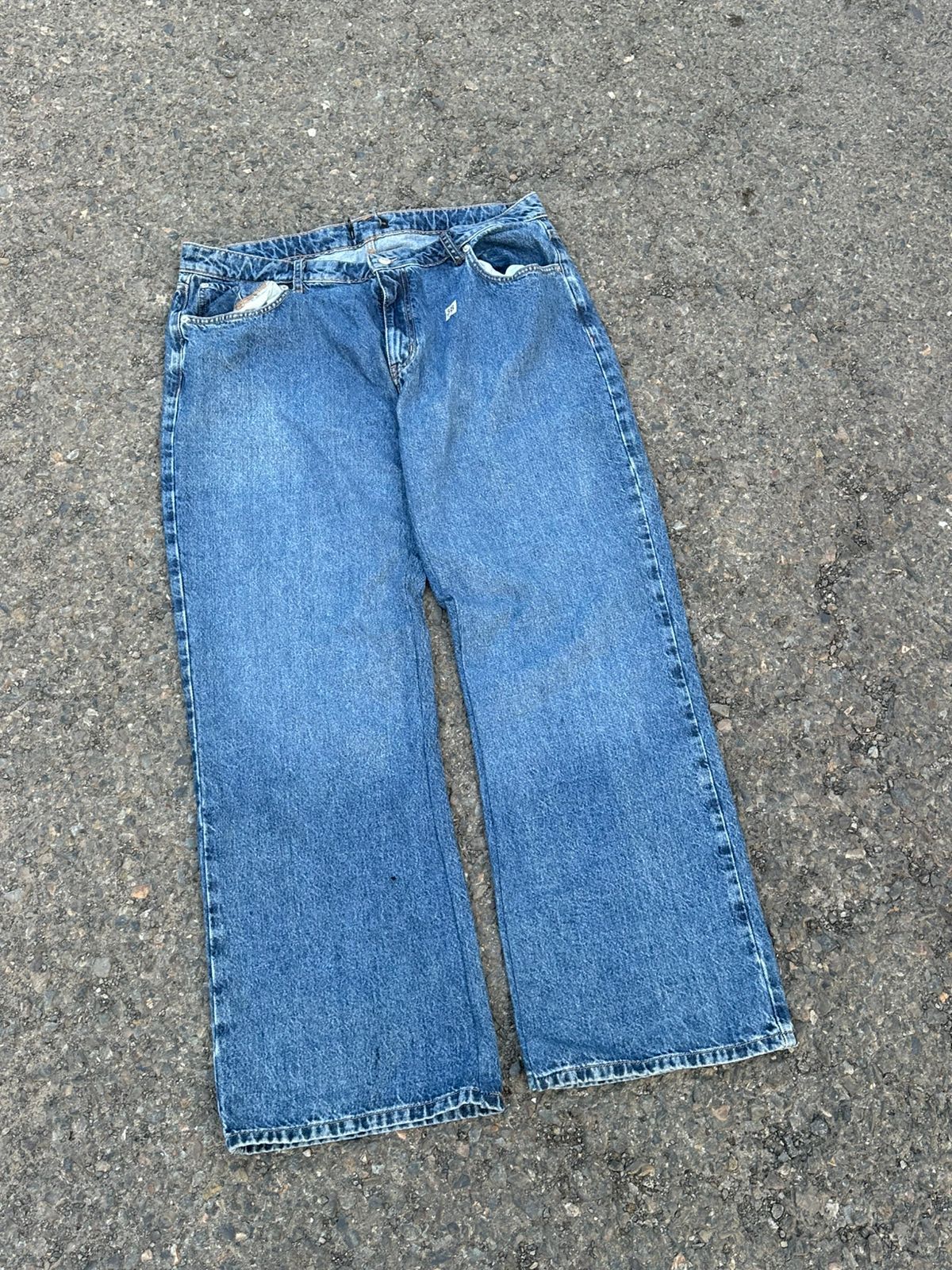 Vintage blue washed denim