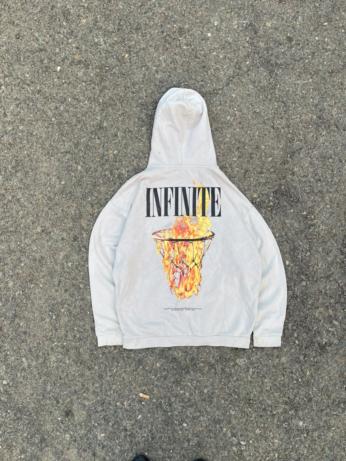 Infinite graphic hoodie