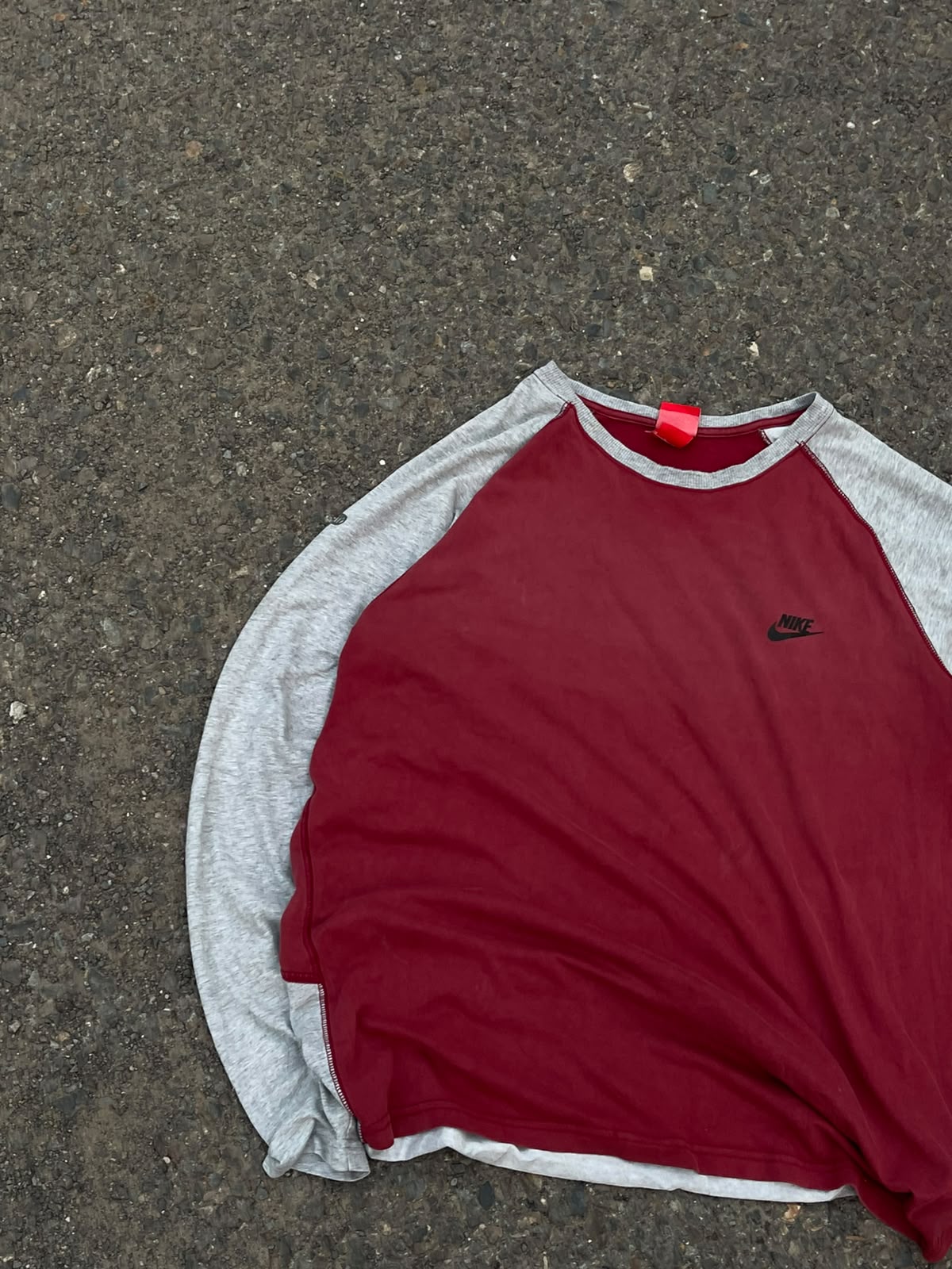 Nike raglan tee