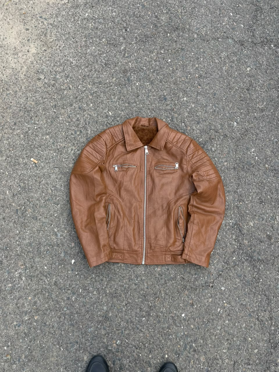 Vtg faux leather jacket