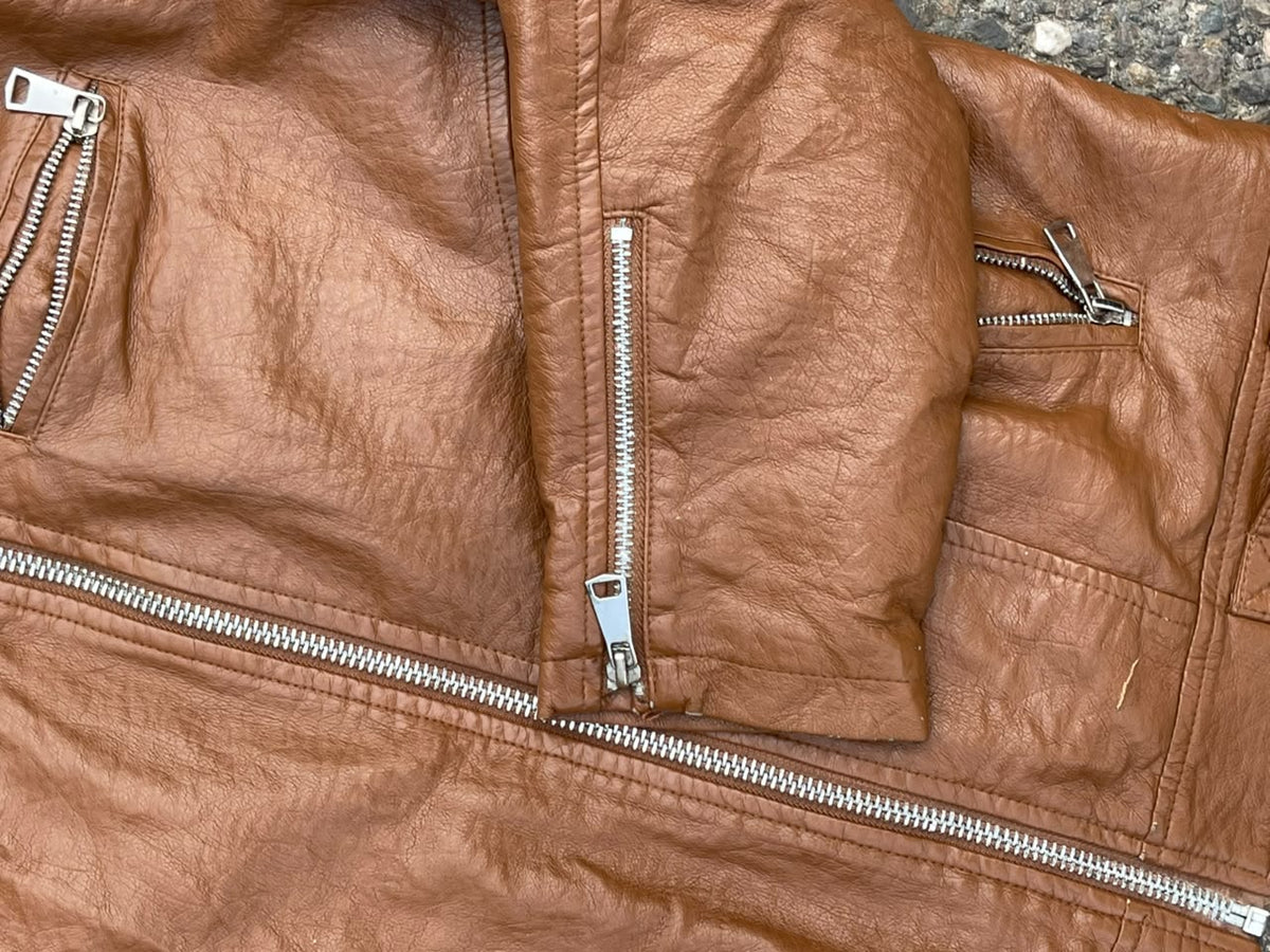 Vtg faux leather jacket