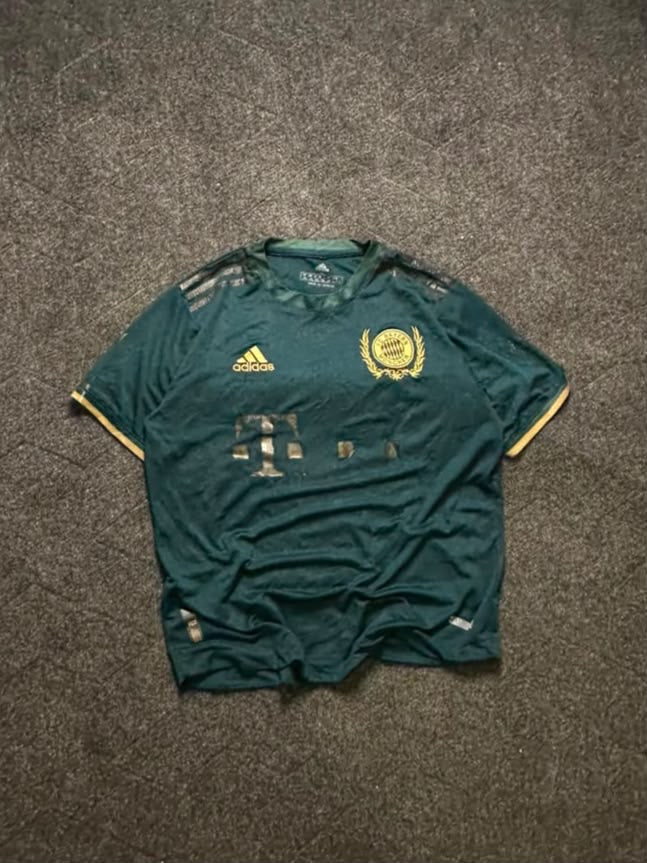 FC Bayern Jersey
