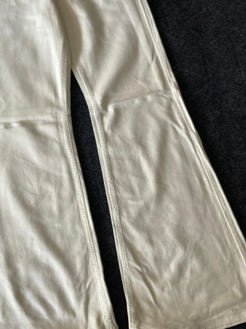 Basic Ultra Flared Jeans