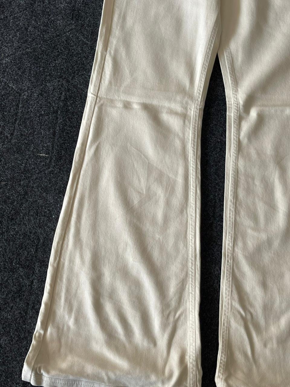 Basic Ultra Flared Jeans