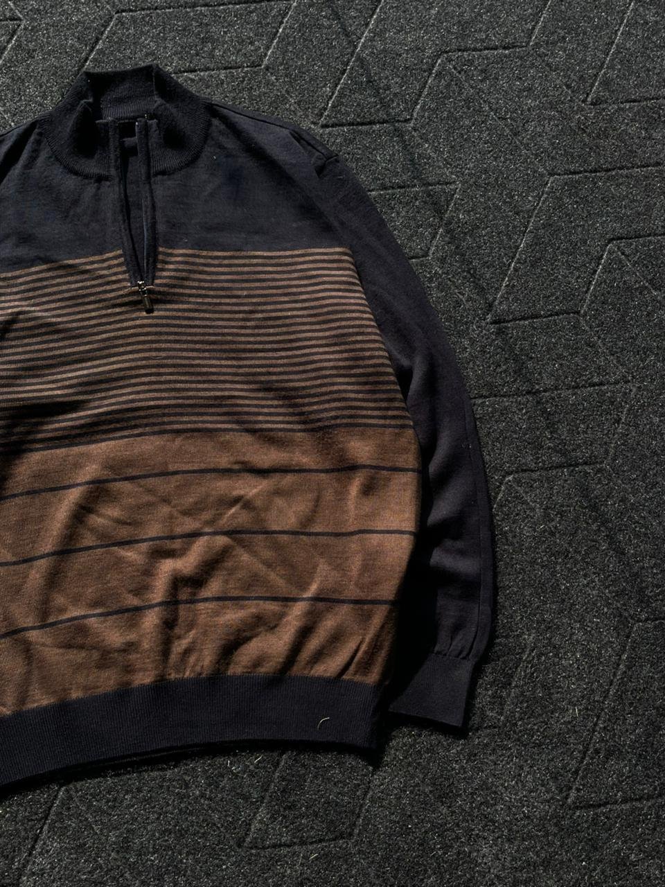 Scorpio Mockneck