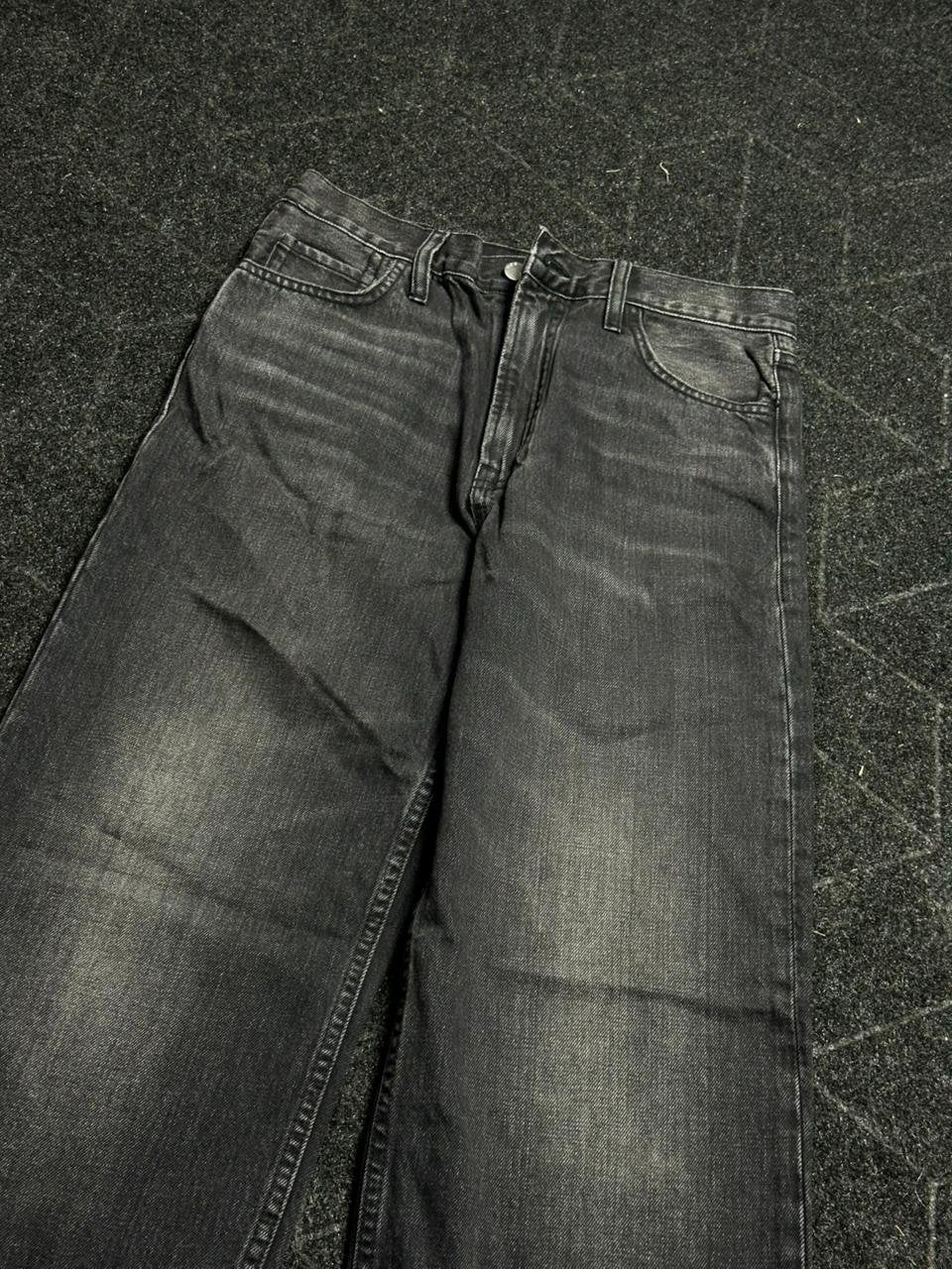 Straight Fit30 waist 40 Length