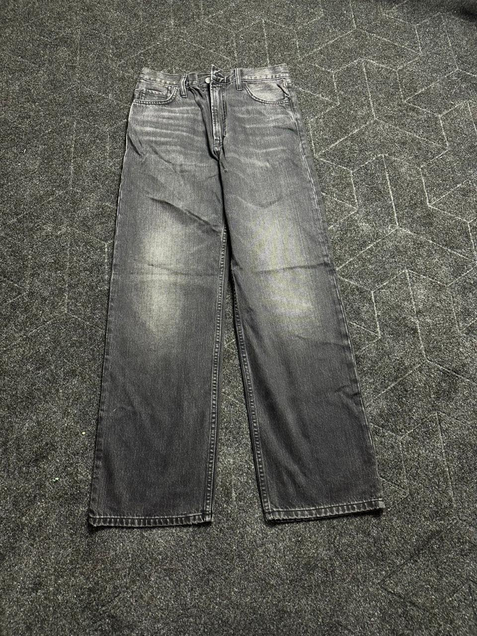 Straight Fit30 waist 40 Length