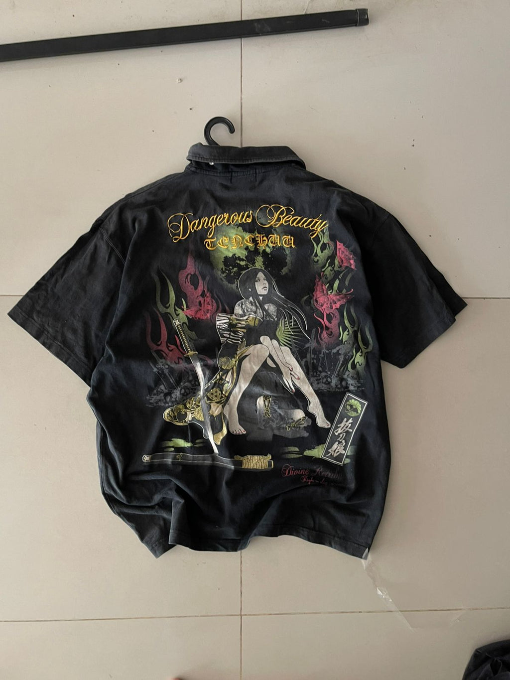 Vintage Devise Retribution Y2k Polo