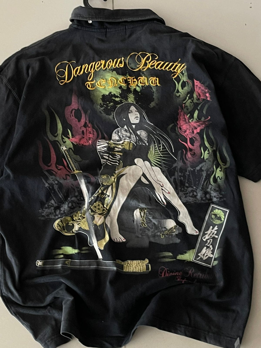 Vintage Devise Retribution Y2k Polo
