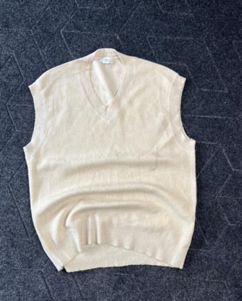 V neck half-sleeve sweater