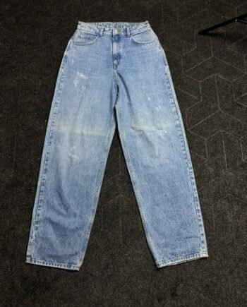 Light Blue Loose-Fit Jeans