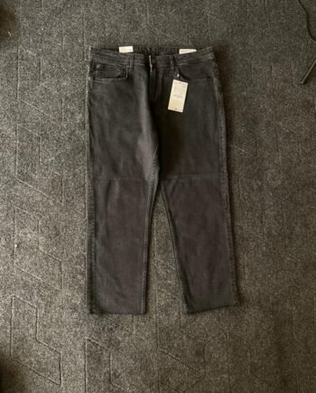 Zara Mid Rise Baggy Straight Fit (Cropped)